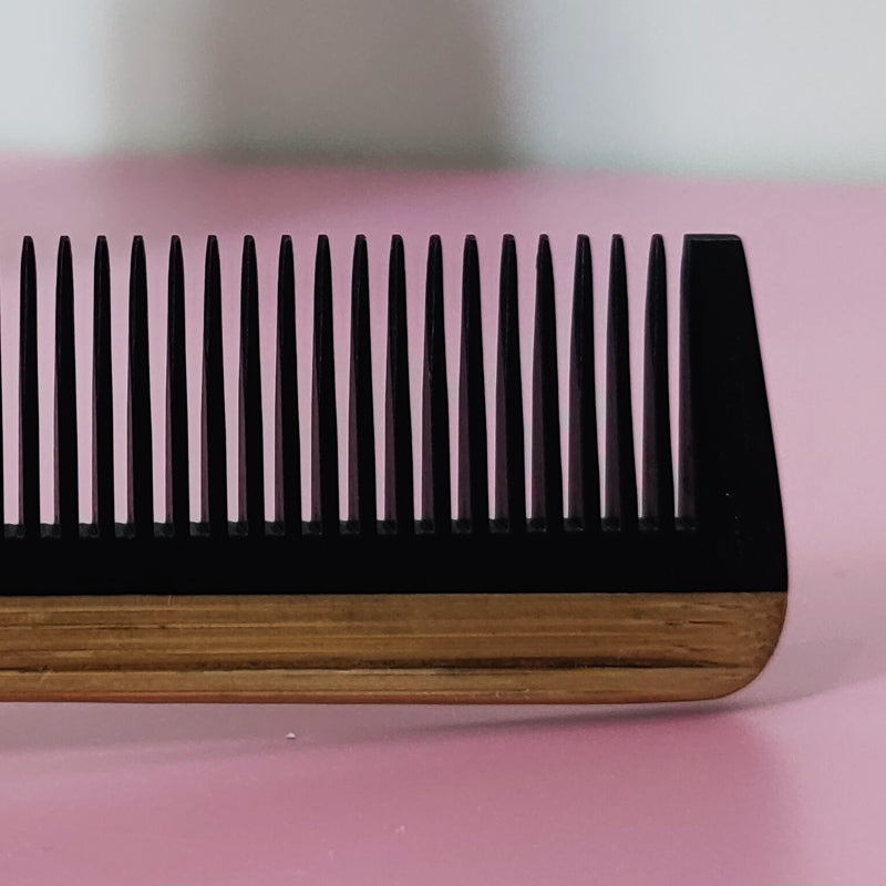 wootswood-peigne-bambou-bois-dent-large-coupe-afro-cheveux-crépu-boucler-frisotie