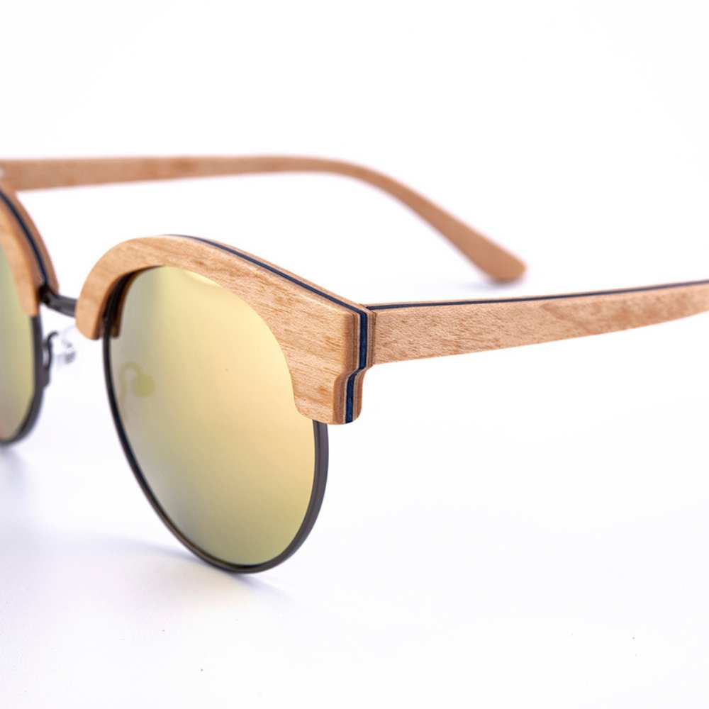 wootswood-lunettes-soleil-polarisées-coffret-bois-monture-rose-sakura-vue-coté